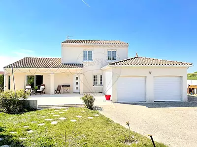 Maison, 162 m²
