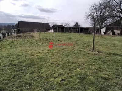 Terrain, 566 m²