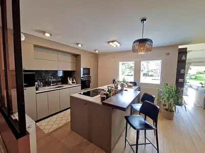 Appartement, 158 m²