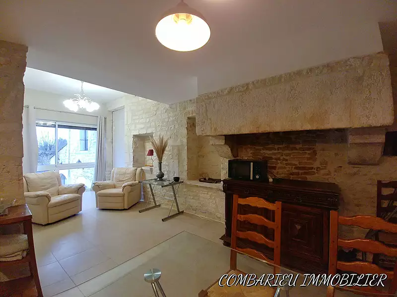 Maison, 240 m²