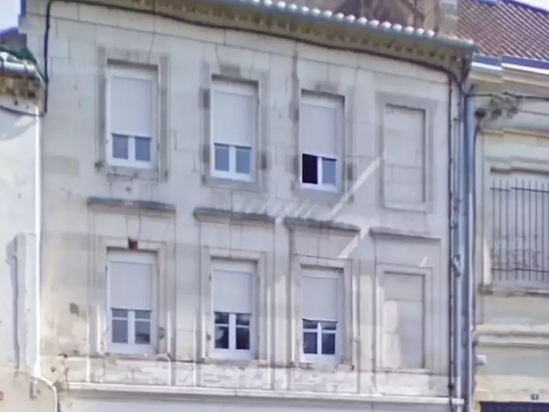 Immeuble, 100 m²