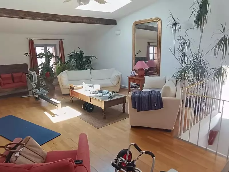 Maison, 170 m²