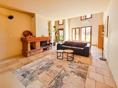 Maison, 163 m²