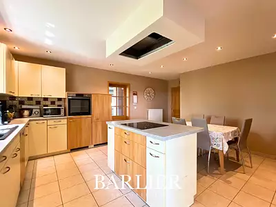 Maison, 226 m²