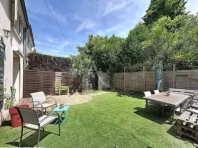 229 990 € 2 555 €/m² Maison • 90 m² • 4 pièces • 2 chambres • Ter. 200 m² Varreddes (77910)
