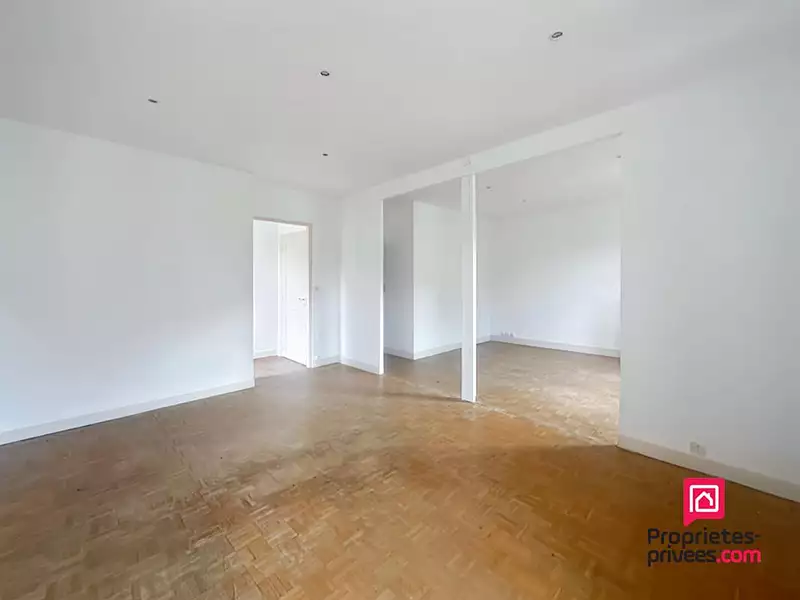 Maison, 203 m²