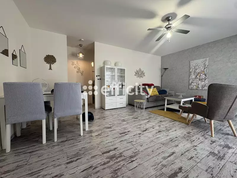 Maison, 61 m²