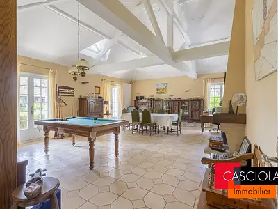 Maison, 210,79 m²