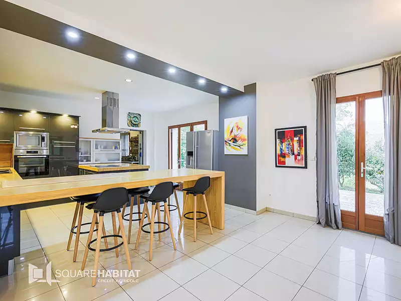Maison, 395 m²