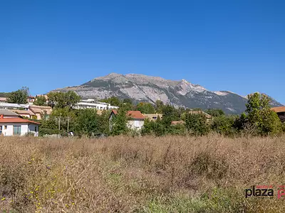 Terrain, 554 m²