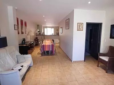 Maison, 250 m²