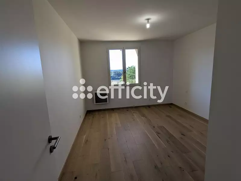 Maison, 201 m²