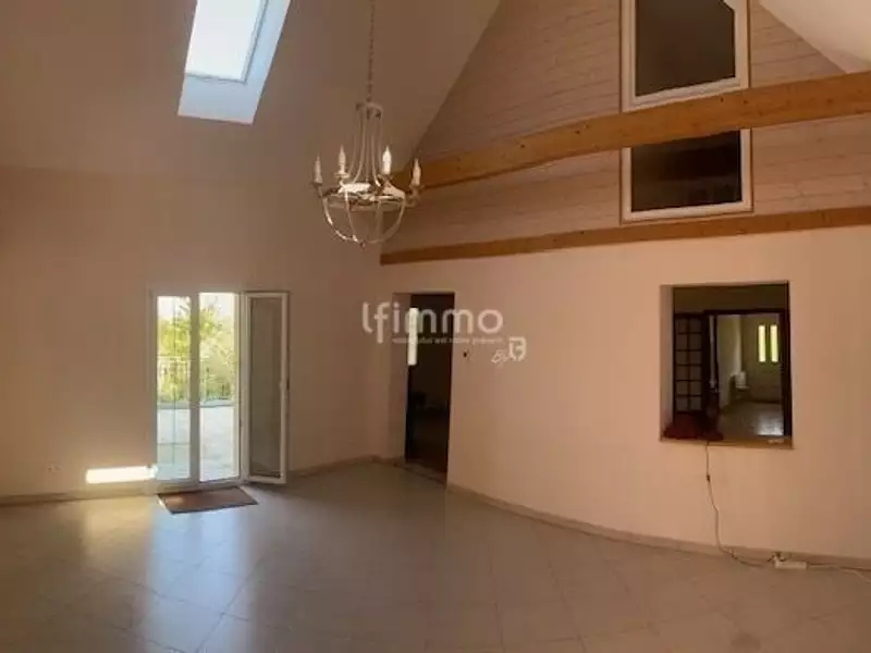 Maison, 169 m²