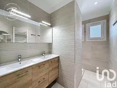 Maison, 180 m²