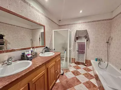 Maison, 165 m²