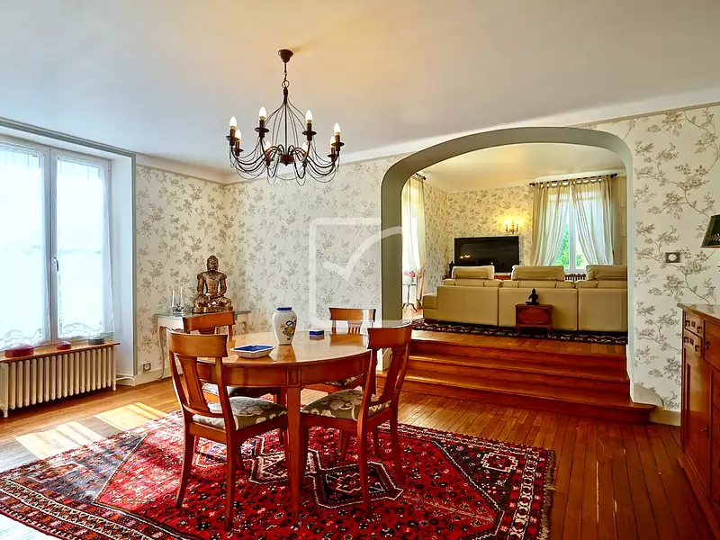 Maison, 310 m²