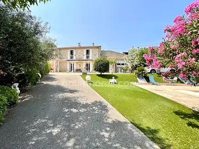Maison, 270 m²