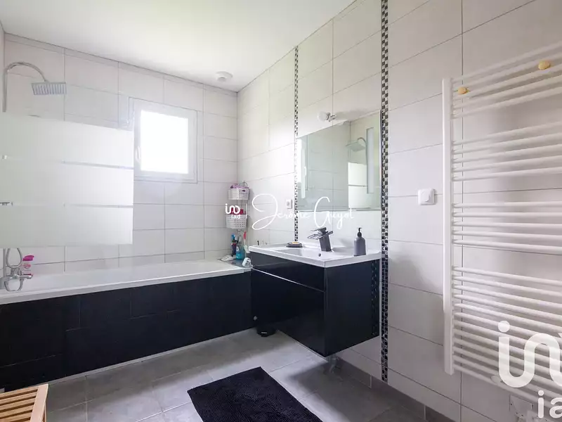 Maison, 145 m²