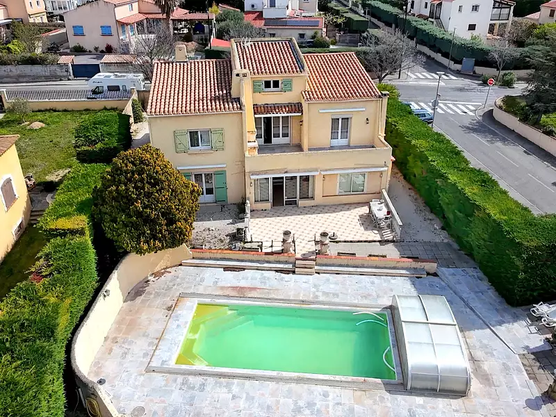 Maison, 287 m²