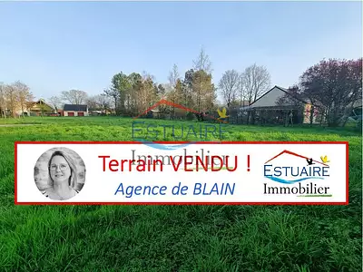 Terrain, 607 m²