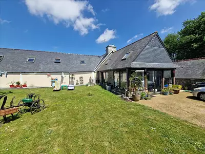 Maison, 216 m²