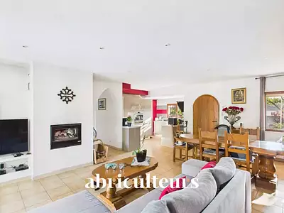 Maison, 123 m²