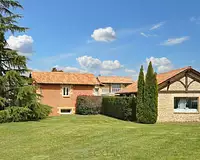 Maison, 240 m²