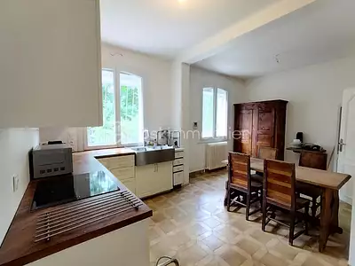 Maison, 192 m²