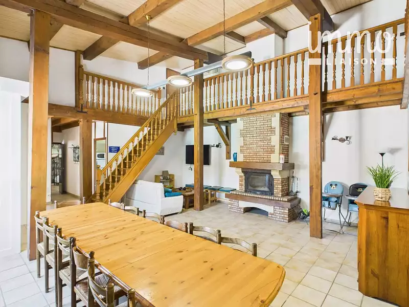 Maison, 250 m²