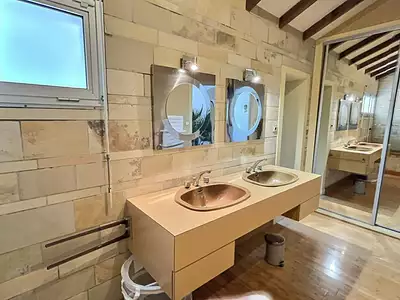 Maison, 195 m²