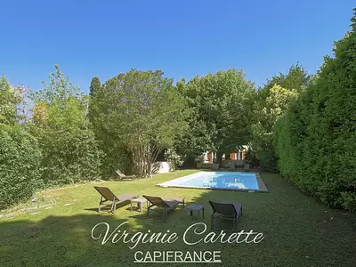 Maison, 233 m²