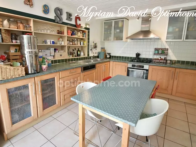 Maison, 170 m²