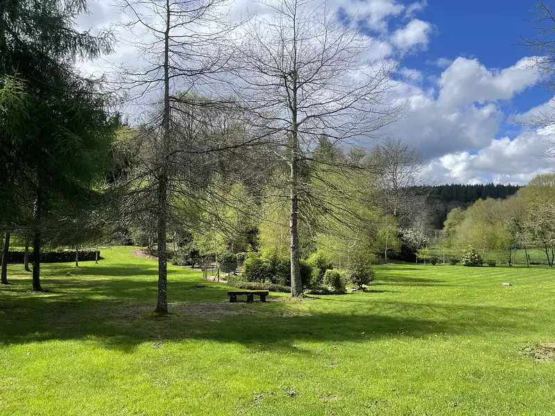 Terrain, 12 347 m²