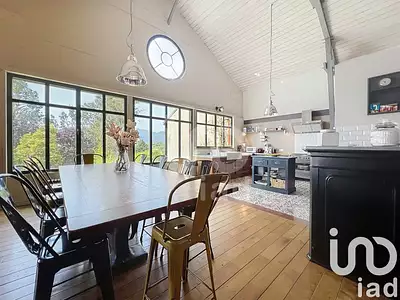 Maison, 270 m²