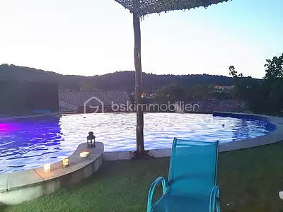 Maison, 145 m²