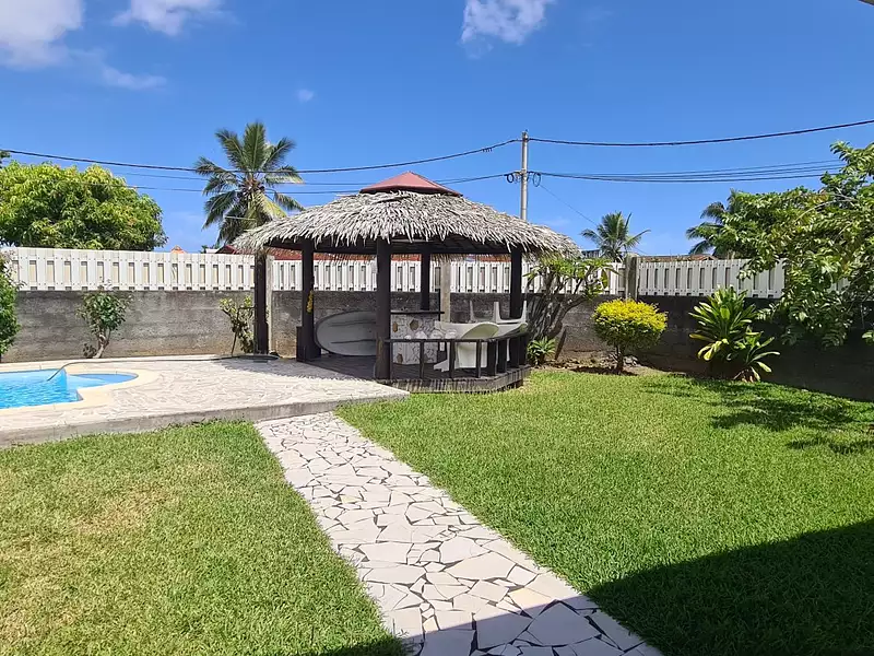 Maison, 180 m²