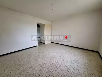 Maison, 77 m²
