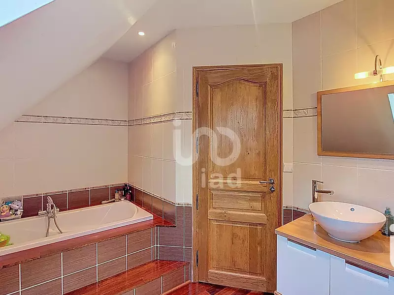 Maison, 142 m²