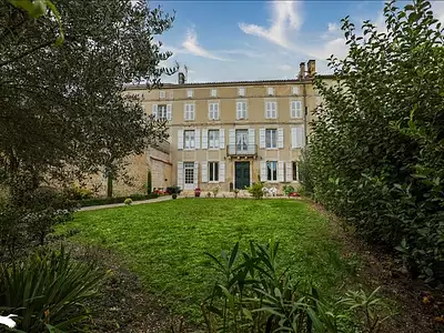 Maison, 345 m²