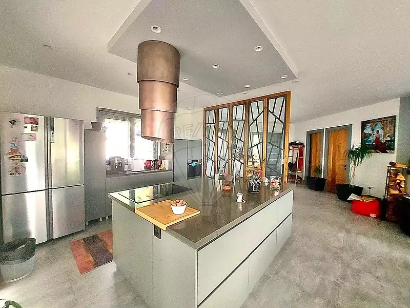 Maison, 225 m²