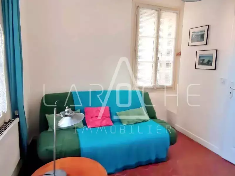 Maison, 221 m²