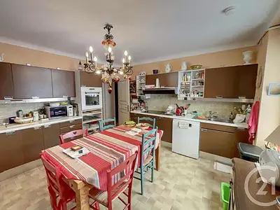 Maison, 332 m²