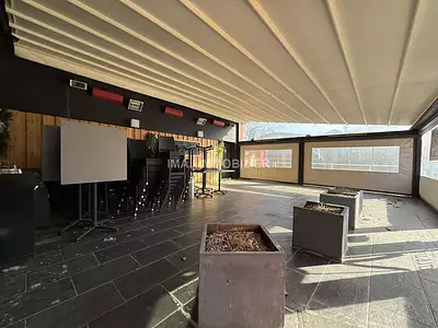 Divers, 340 m²