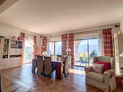 Maison, 180 m²