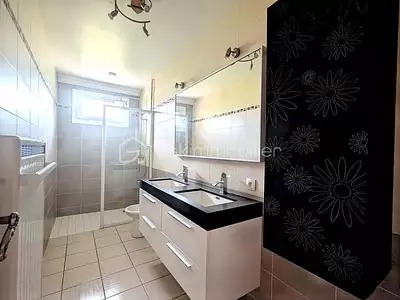 Maison, 186 m²