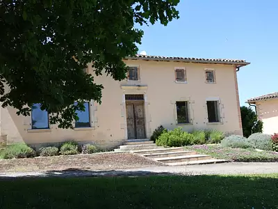 Maison, 275 m²