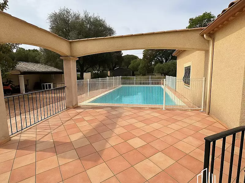 Maison, 169 m²