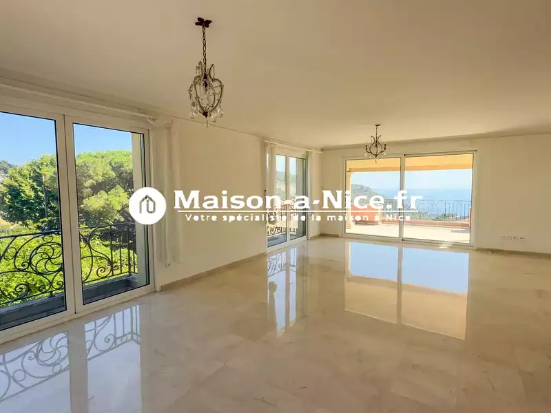 Maison, 333,07 m²