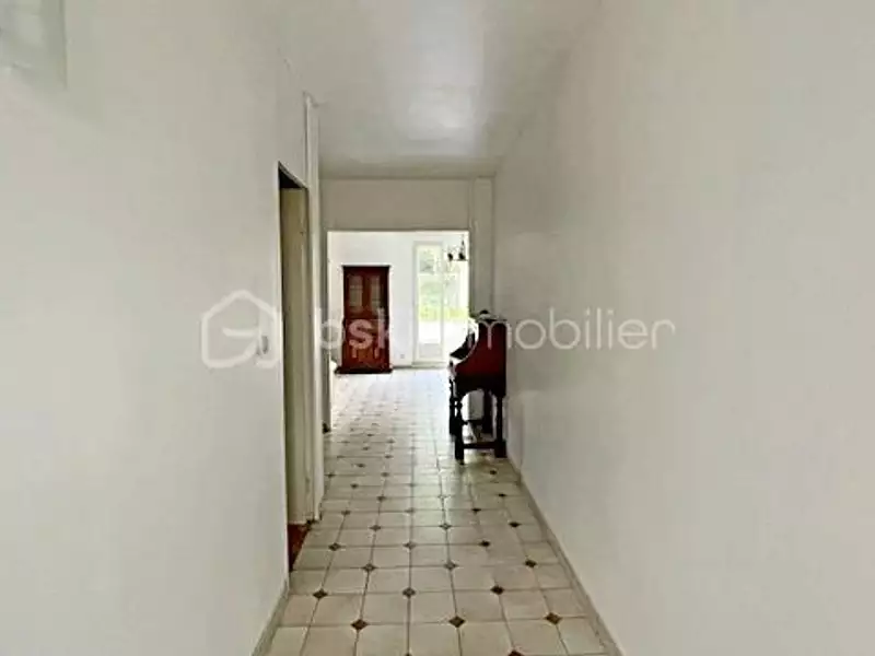 Maison, 190 m²