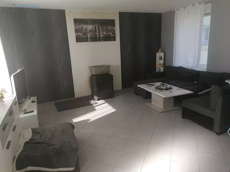 Maison, 180 m²